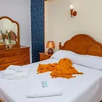 B78 - Fragoso Downtown Apartment